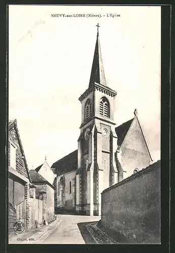 AK Neuvy-sur-Loire, L'Eglise, Blick zur Kirche