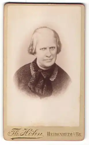 Fotografie Th. Höhn, Heidenheim i/Br, Portrait betagte Dame