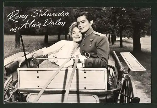 AK Liebelei, Schauspielerin Romy Schneider und Schauspieler Alain Delon in Kutsche