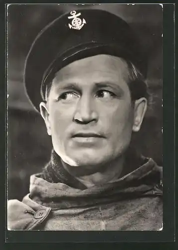AK Schauspieler Wilhelm Koch-Hooge mit Mütze