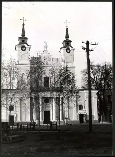 Fotografie Fotograf unbekannt, Ansicht Berdicev, Kirche, Ansicht der Front-Fassade