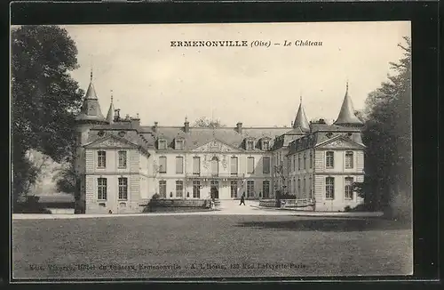 AK Ermenonville, Le Château, vue de face