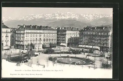 AK Grenoble, la place Victor-Hugo et la chaine des Alpes