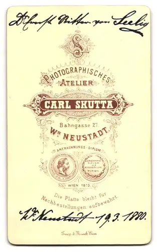 Fotografie C. Skutta, Wiener Neustadt, Portrait Ernst Ritter von Selig, österr. Beamter, Wiener Neustadt, 1880