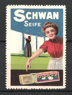 Reklamemarke Schwan Seife, Seifenpäckchen, Frau hängt Wasche auf