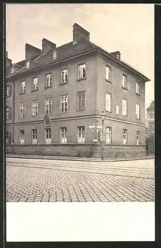 AK München, Gabelsberger Wohnhaus an der Gabelsbergerstrasse (mit Medaillen und Gedenktafel)