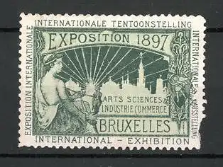 Reklamemarke Bruxelles, International Exhibition 1897, Frau mit Spindel und Ortsansicht, grün
