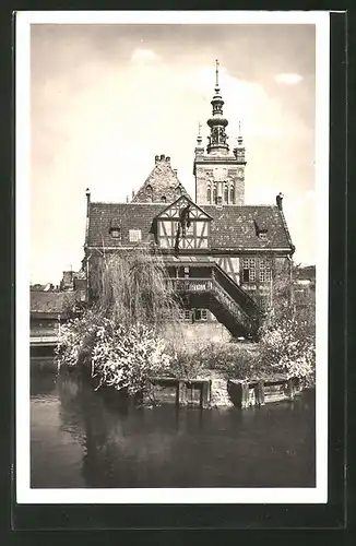 AK Danzig / Gdansk, Müllergewerkshaus und St. Katharinen