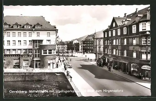 AK Gevelsberg, Mittelstrasse mit Stadtsparkasse und Blick zum Nirgenaplatz