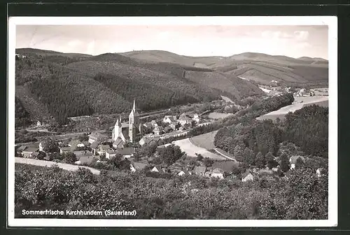 AK Kirchhundem / Sauerland, Ortspanorama mit Kirche aus der Vogelschau