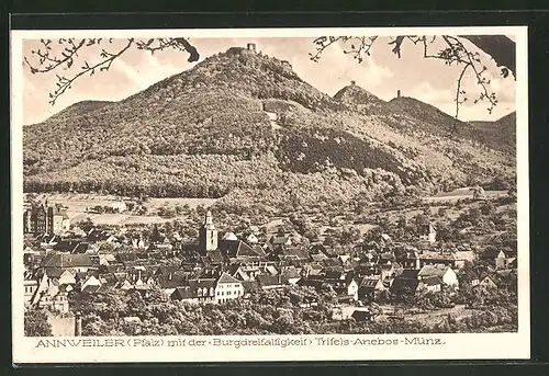 AK Annweiler / Pfalz, Panorama mit der Burgdreifaltigkeit Trifels-Anebos-Münz