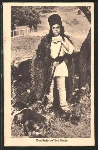 AK rumänische Schäferin mit Hütehund