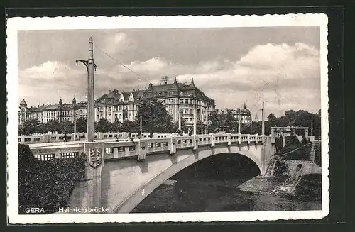 AK Gera, Blick über die Heinrichsbrücke zur Stadt