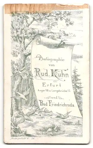 Fotografie Rudolf Kühn, Erfurt & Friedrichroda, Portrait Mädchen in festlicher Kleidung