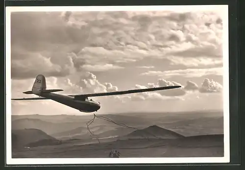 AK Segelflug auf der Wasserkuppe, Sprung in den Abend