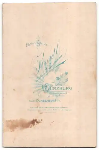 Fotografie G. Jaumann, Würzburg, Portrait Hochzeitspaar, Bräutigam mit mächtigem Schnazbart