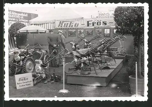 Fotografie Landmaschinen-Ausstellung, Hako Traktoren & Fräsen am Messestand