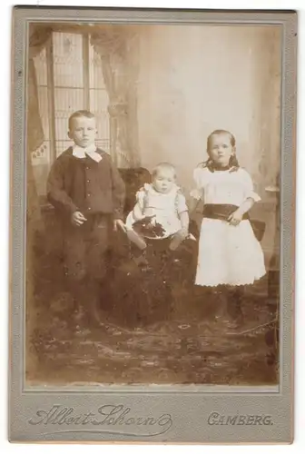 Fotografie Albert Schorn, Camberg, Portrait drei kleine Geschwister
