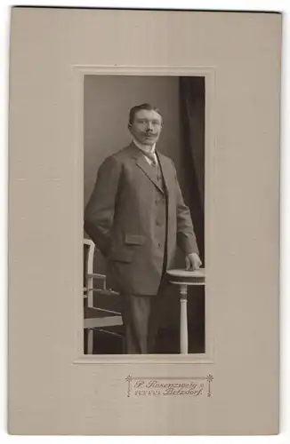 Fotografie P. Rosenzweig, Betzdorf, Portrait bürgerlicher Herr in Anzug