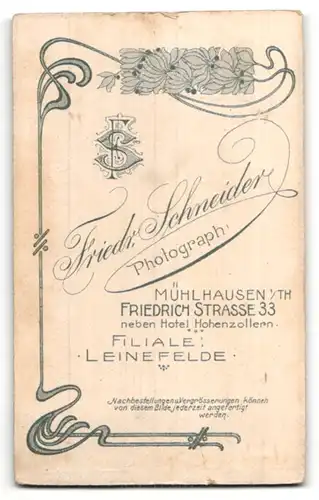 Fotografie Friedr. Schneider, Mühlhausen i. Th., Portrait junger Mann mit kurzem Haar und Bart im Anzug