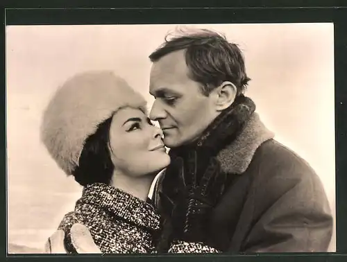 AK Schauspieler Ivan Darvas und Ilona Beres im Film "Die zweite Liebe"