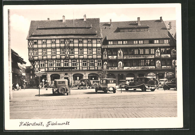 Ak Halberstadt Fischmarkt Mit Buttner Haus Nr 8033573 Oldthing