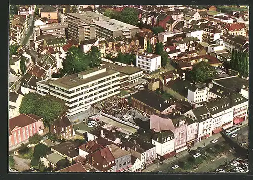 AK Siegburg, Blick auf Rathaus und städtisches Krankenhaus vom Flugzeug aus