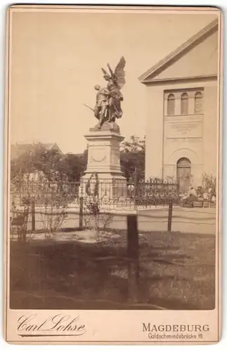 Fotografie Carl Lohse, Magdeburg, Ansicht Magdeburg, Neustädter Kriegerdenkmal