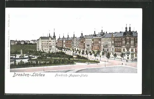 Goldfenster-AK Dresden-Löbtau, Häuser am Friedrich-August-Platz mit leuchtenden Fenstern