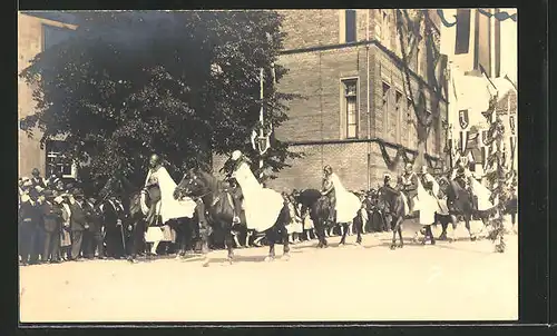 Foto-AK Rees, 700-Jahrfeier, Historischer Umzug, Ritter auf ihren Pferden