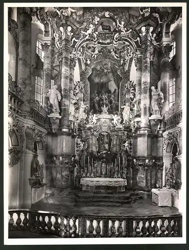 Fotografie Aug. Zerle, München, Ansicht Wies bei Steingaden, Hochaltar in der Wallfahrtskirche