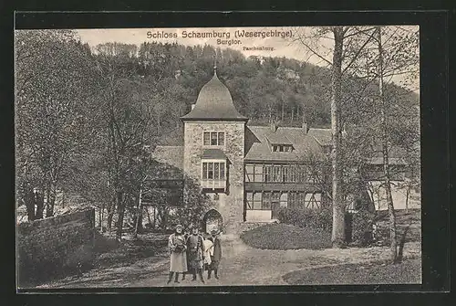 AK Rinteln, Burgtor vom Schloss Schaumburg mit Blick zur Paschenburg