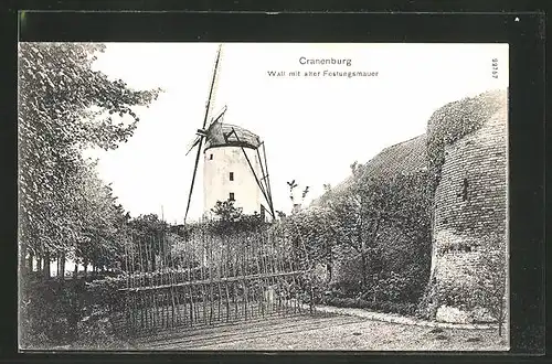 AK Cranenburg, Wall mit alter Festungsmauer und Windmühle