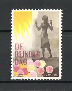 Reklamemarke Der Blindentag 1951, blinde Frau geniesst die Sonnenstrahlen