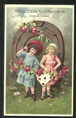 Präge-AK Herzlichen Glückwunsch zum Geburtstage, zwei Mädchen mit Brief und Rosenband vor einem Hufeisen