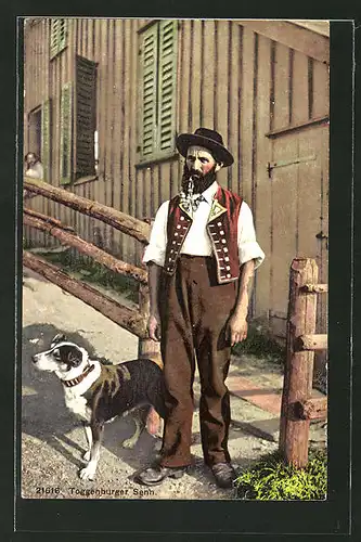 AK Toggenburger Sennen, Schweizer mit Tabakpfeife und Hund