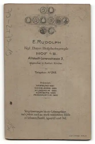 Fotografie E. Rudolph, Hof i/B, Portrait Patient mit rasiertem Schädel