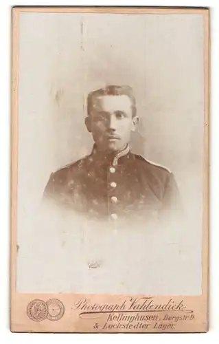 Fotografie D. Vahlendick, Kellinghusen, Lockstedter Lager, Portrait Unteroffizier in Uniform
