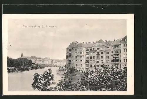 AK Berlin-Charlottenburg, Blick auf den Lietzensee und Wohnhäuser