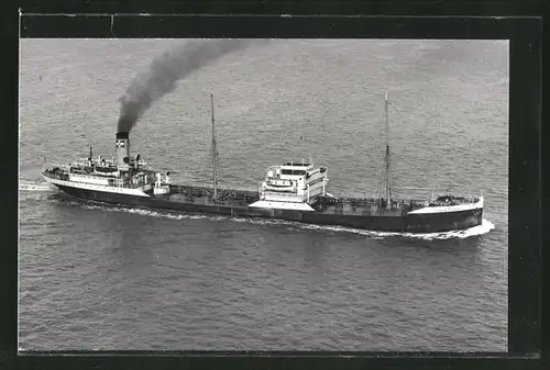 Fotografie Tankschiff Ionian Explorer in Fahrt
