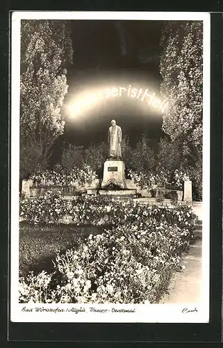 AK Bad Wörishofen / Allgäu., Kneipp-Denkmal bei Nacht