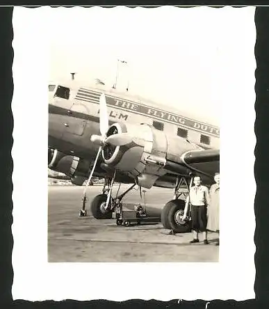 Fotografie Flugzeug Douglas DC-3 der KLM Fluggesellschaft