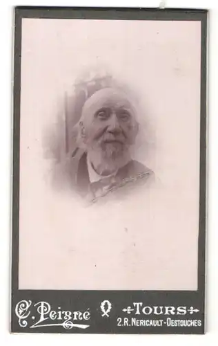 Fotografie C. Peigné, Tours, Portrait Greis mit Bart