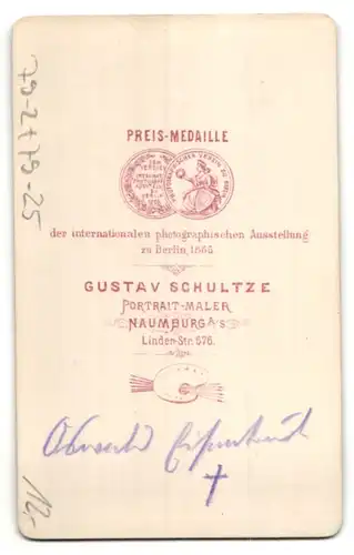 Fotografie Gustav Schultze, Naumburg a/S, Portrait Burschenschaftler mit Mütze