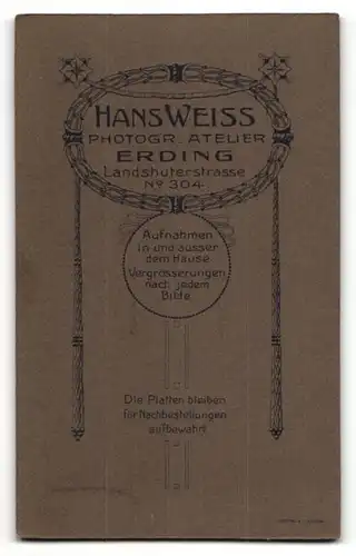 Fotografie Hans Weiss, Erding, Portrait Knabe in Anzug