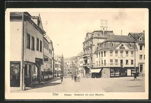 AK Adenau / Eifel, Marktplatz mit alten Häusern