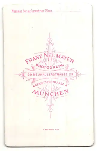 Fotografie Franz Neumayer, München, Portrait Herr mit Schnurrbart