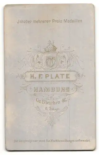 Fotografie H. F. Plate, Hamburg, Portrait Mann mit Vollbart und Brille