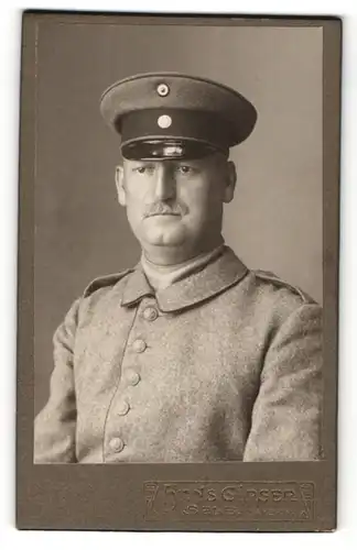 Fotografie Hans Gipser, Selb, Portrait Soldat in Uniform mit Oberlippenbart