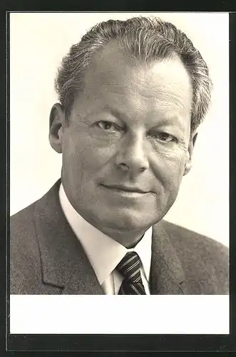 AK Bundeskanzler Willy Brandt im Anzug
